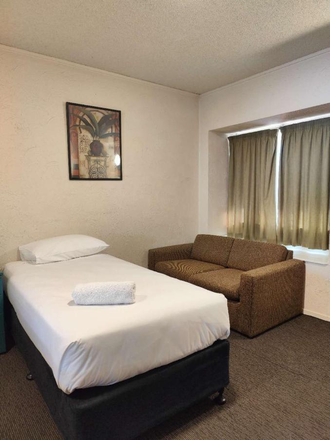 המילטון Kings Court Motor Lodge מראה חיצוני תמונה