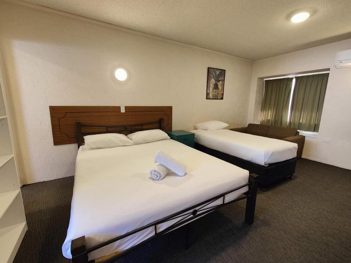 המילטון Kings Court Motor Lodge מראה חיצוני תמונה